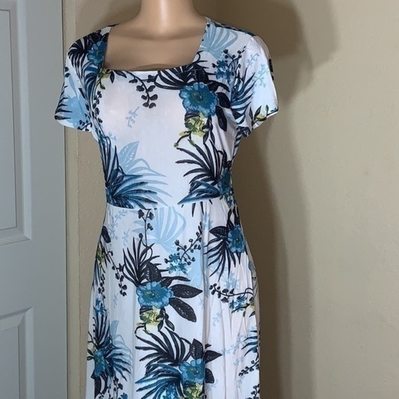 Floral Maxi - ZLL 048 - L/XL - Picture 3 of 9